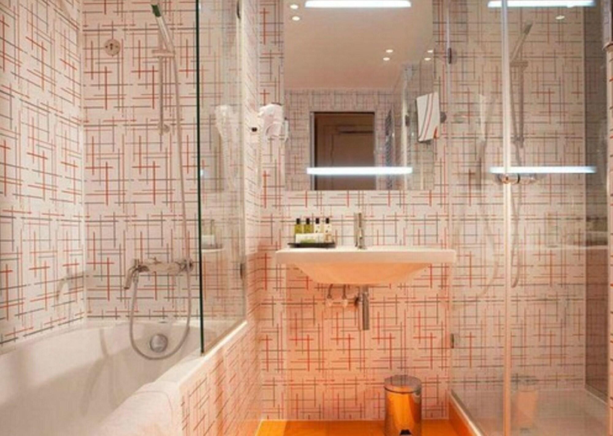 Hôtel Cristal Champs Elysées París Habitación foto
